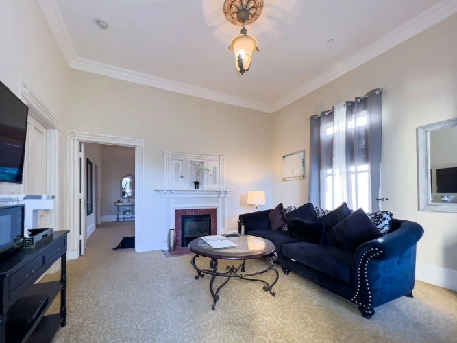 2 Bedrooms Premium room with courtyard view