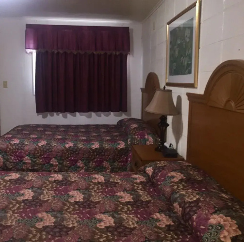 Holiday Motel Creston