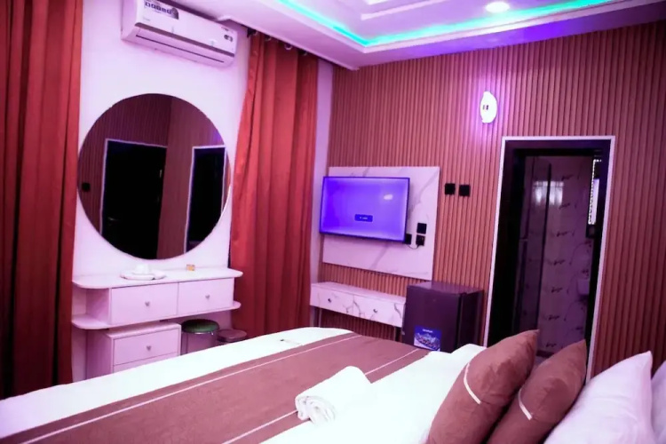 Size99 Apartment and Suites