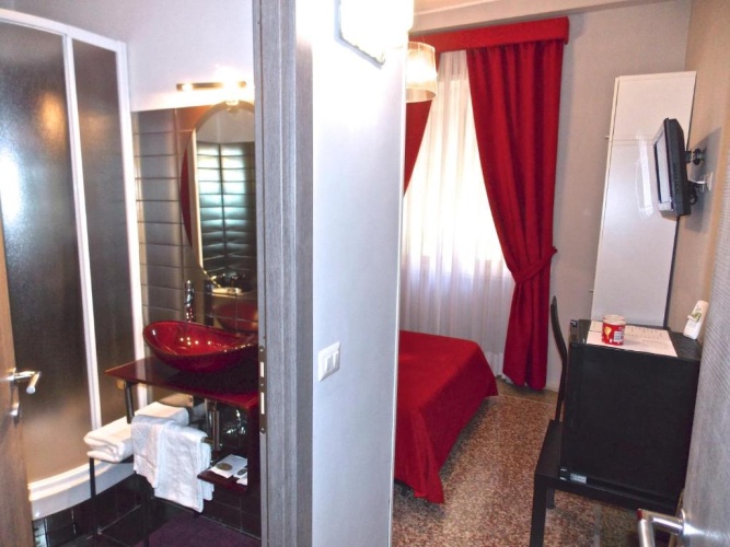 Standard Single room