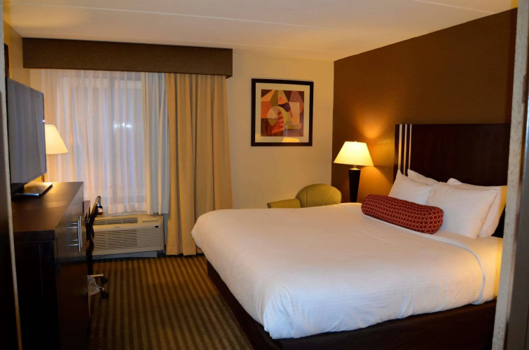 Spark by Hilton Kimball Hotel