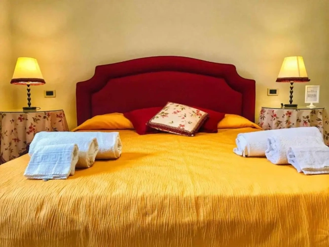 Standard Double Suite