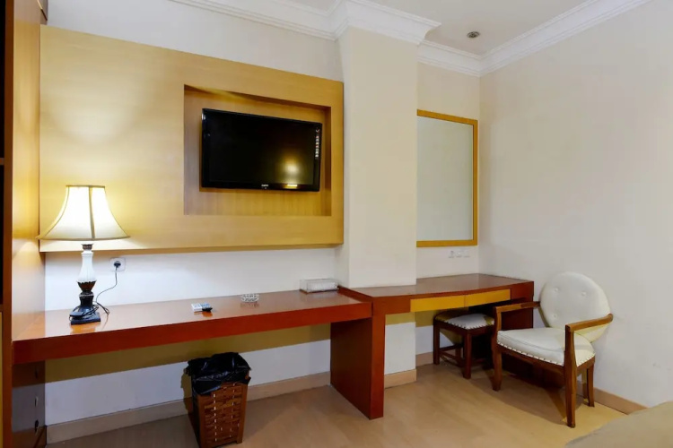ZEN Rooms Basic Near Sunter Mall