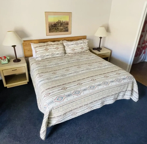 Apache Motel