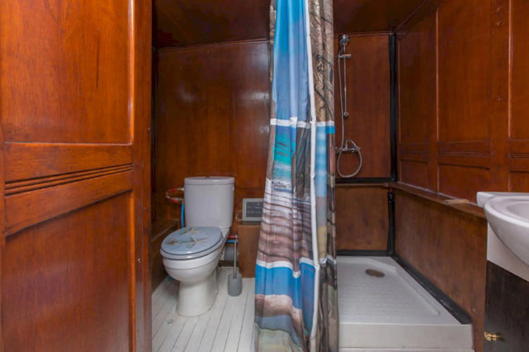 l'Aparté Péniche Orphée
