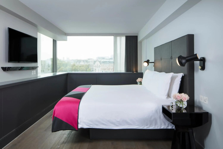 Sea Containers London