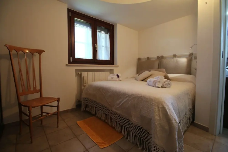 2 Bedrooms Villa