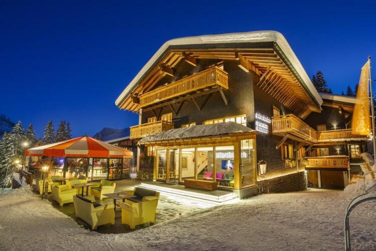 Hotel Petersboden Over view
