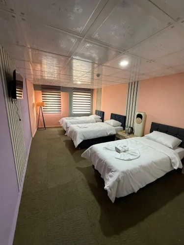 Nigrum Otel