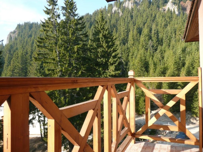 Apartment with balcony