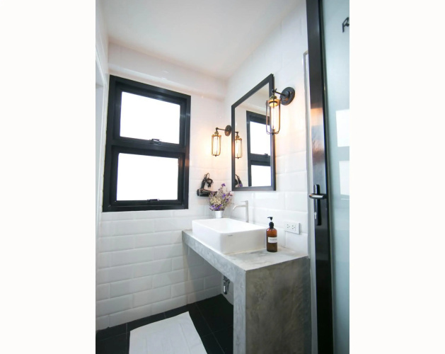 Lamurr Sukhumvit41 (Hostel)