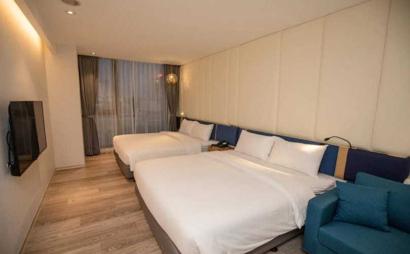 Explore Hotel