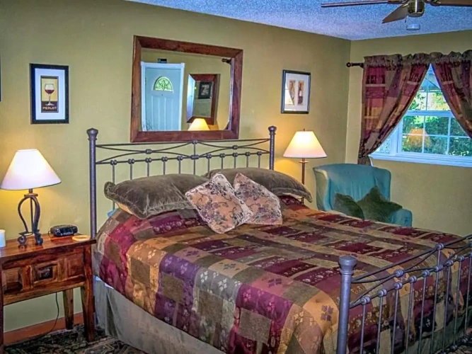 Standard Double room with lake view