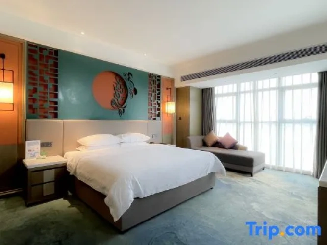 1 Bedroom Business Suite