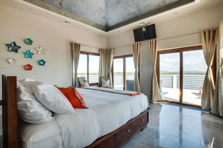 Villa Laguna Gecko