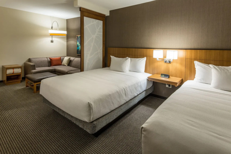 Hyatt Place Delano