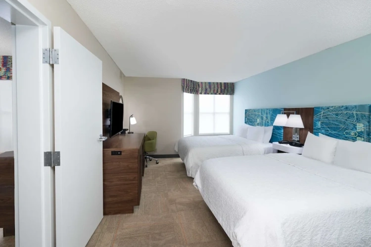 Quadruple Suite