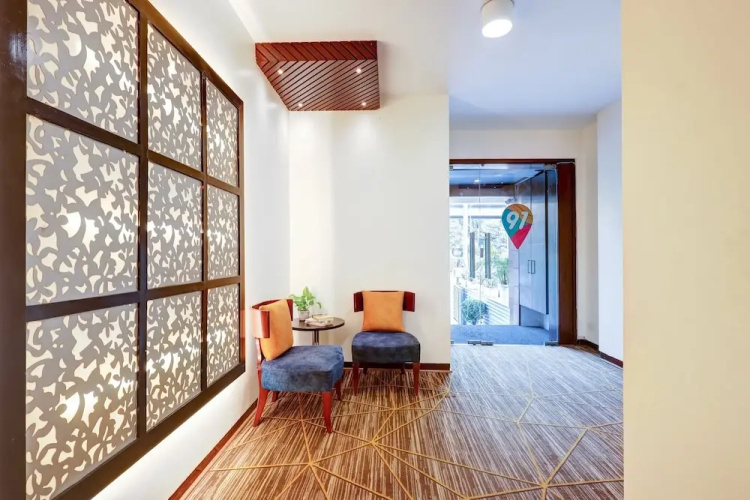 Hotel 91 Golf Course Road