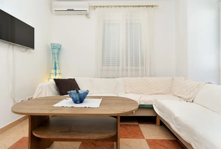 Apartments 2224