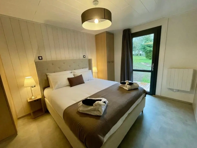 Suite with mountain view