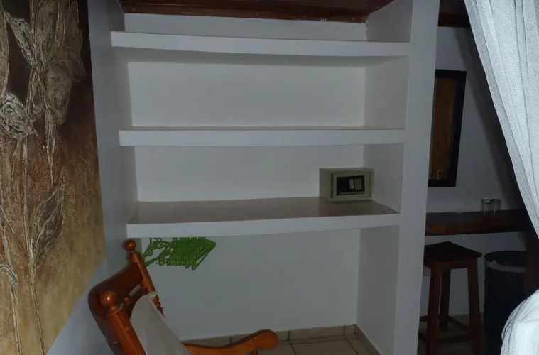 C-Mew Guest House