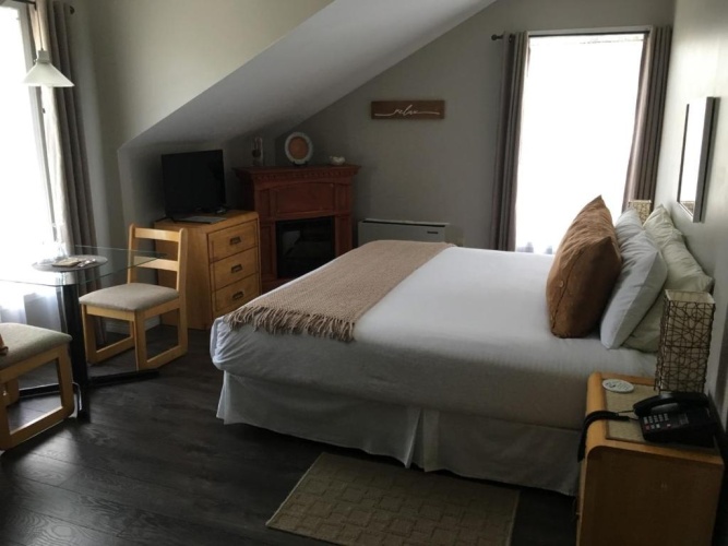 Standard Double room with view