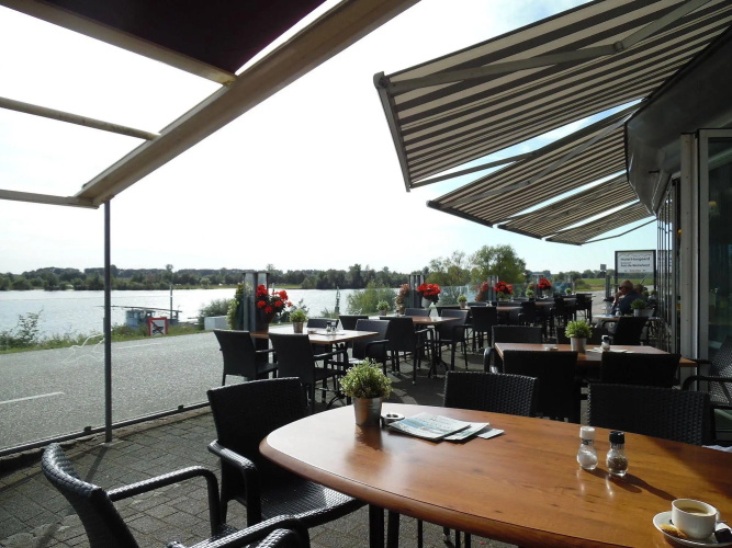 Hotel Restaurant Zalen Hoogeerd photo 22