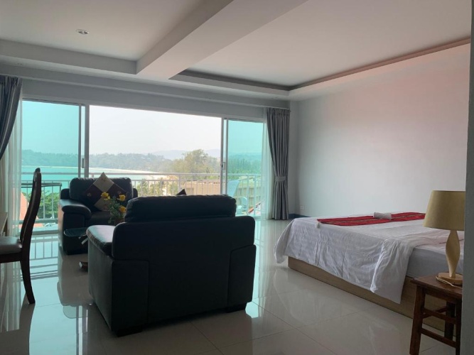 Deluxe Double room with balcony and with sea view