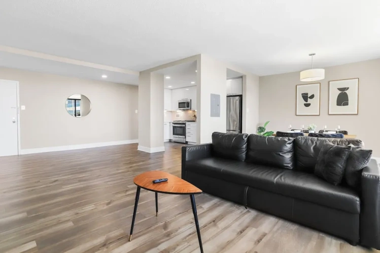 1 Bedroom Comfort Apartment with balcony and with city view