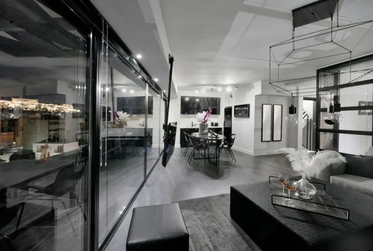 Luxury Apartment