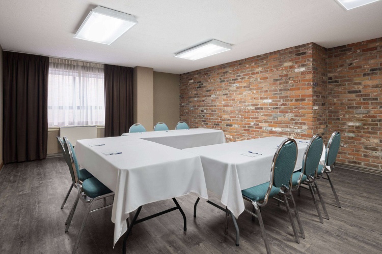 Travelodge By Wyndham Barrie photo 17