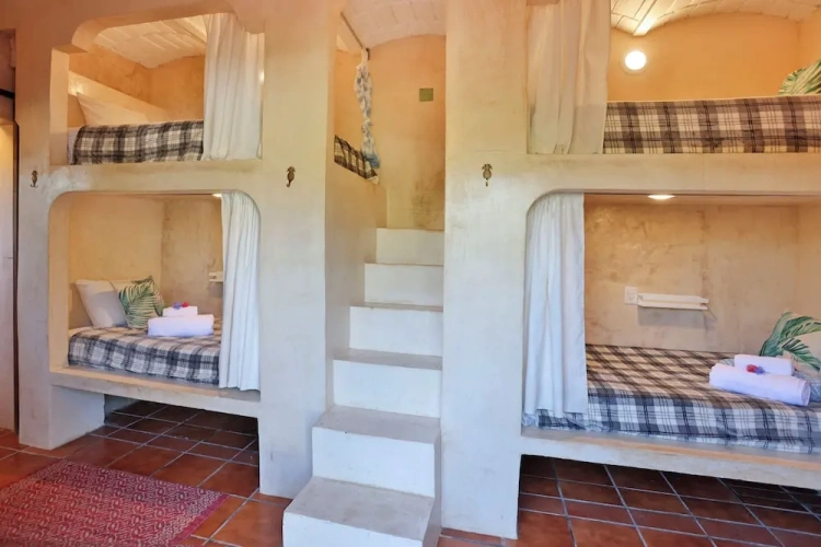 Comfort Quadruple room with garden view
