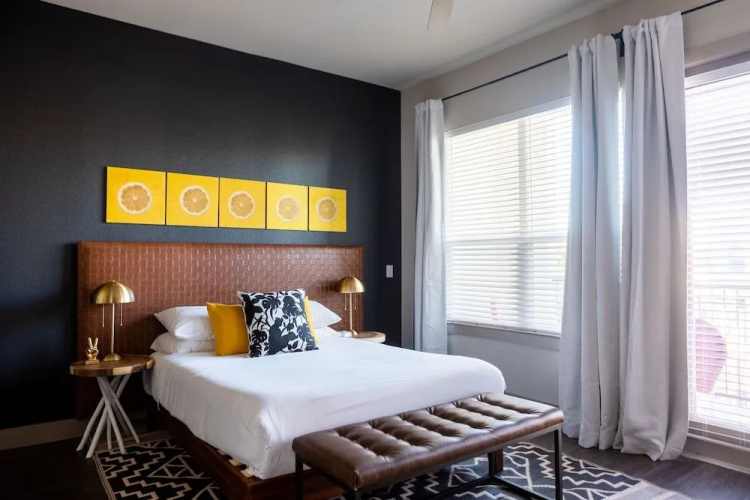 WanderJaunt -- Luxe East Austin Apartments