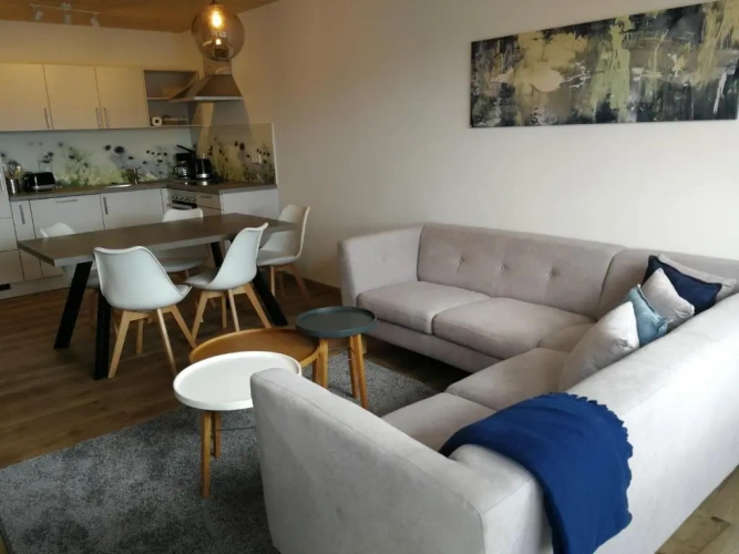 2 Bedrooms Apartment