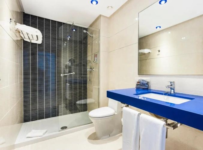 Superior Twin room with balcony