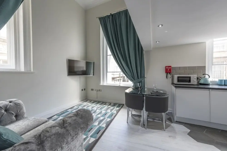 1 Bedroom Superior Apartment