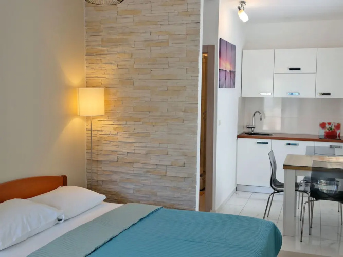 Nice Studio Apartment , Near the Beach