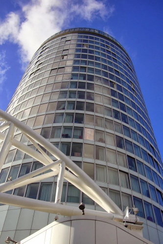 Rotunda - Amazing Skyline Suite