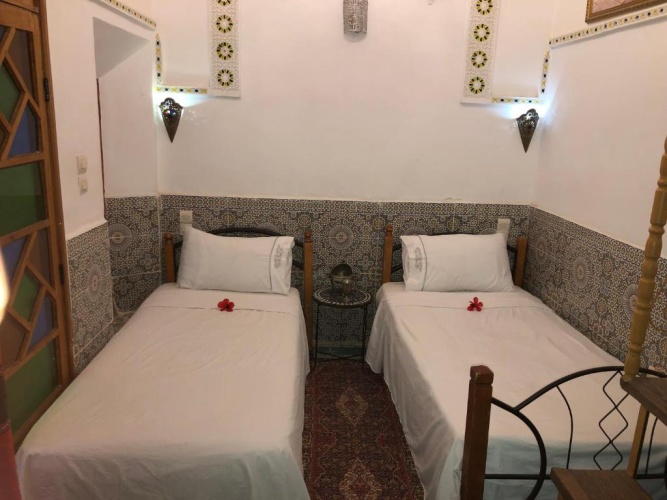 Standard Triple room