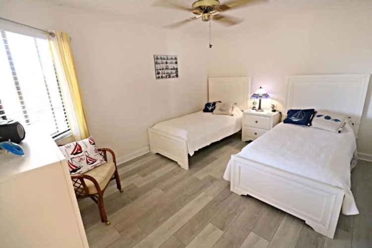 Ocean Village Club E31