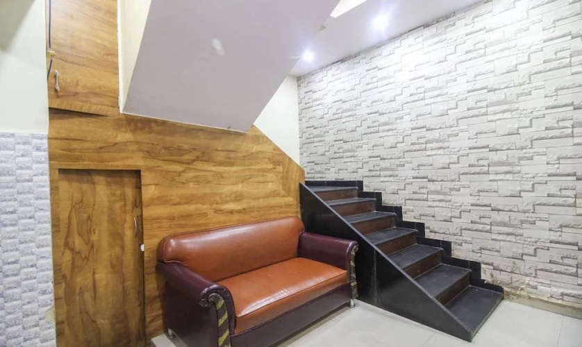 Tiba Hotel