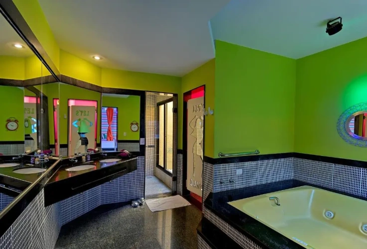 Deluxe Double Suite