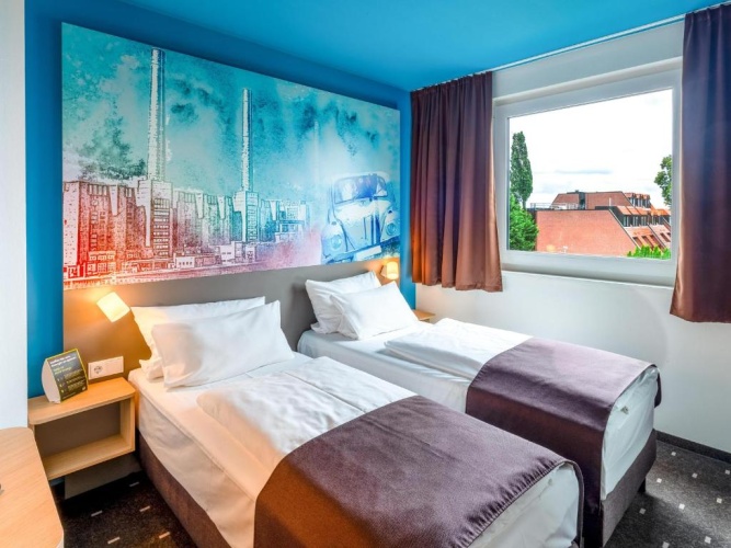 Standard Triple room
