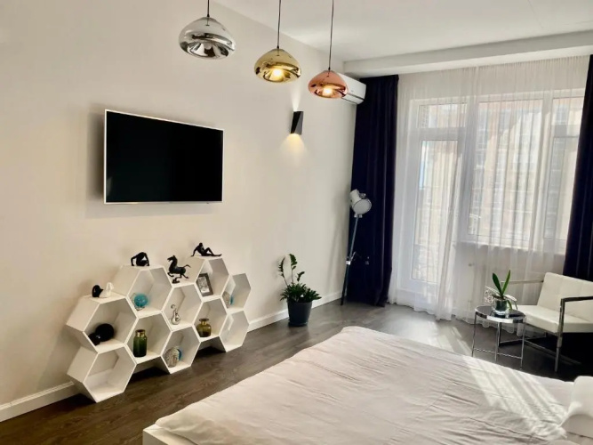 14 Floor Apart