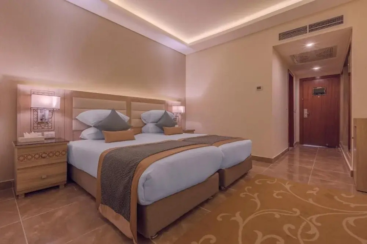 Albatros Aqua Blue Azrak VIP Package