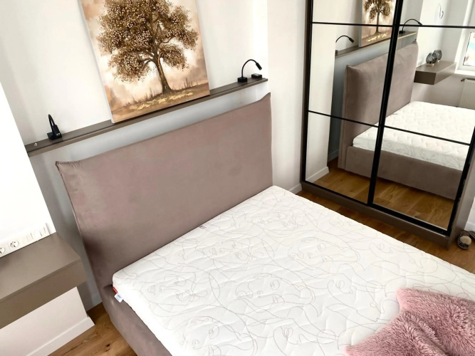 5-room jacuzzi apartment