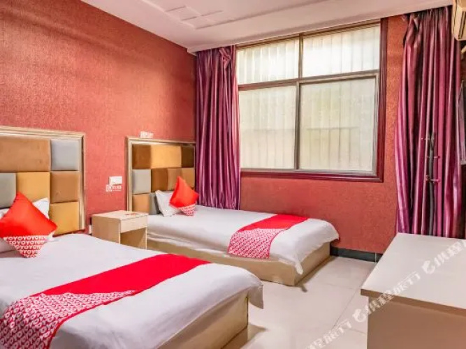 Jixiang Hotel