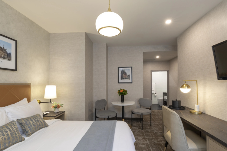 Broadway Plaza Hotel