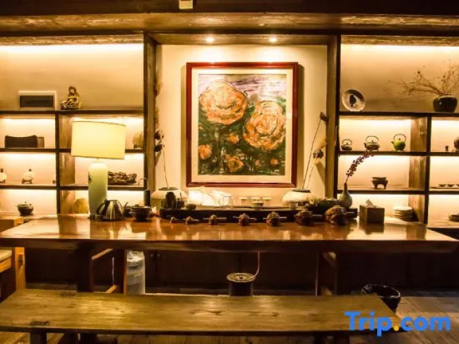 Yinju Inn