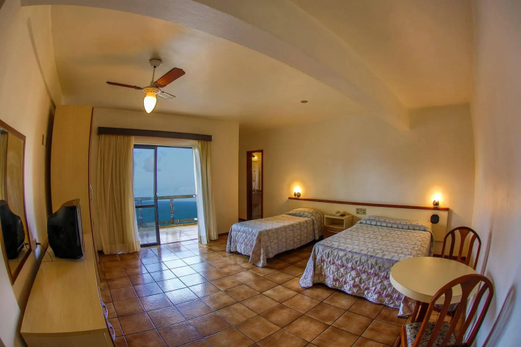 Flipper Hotel